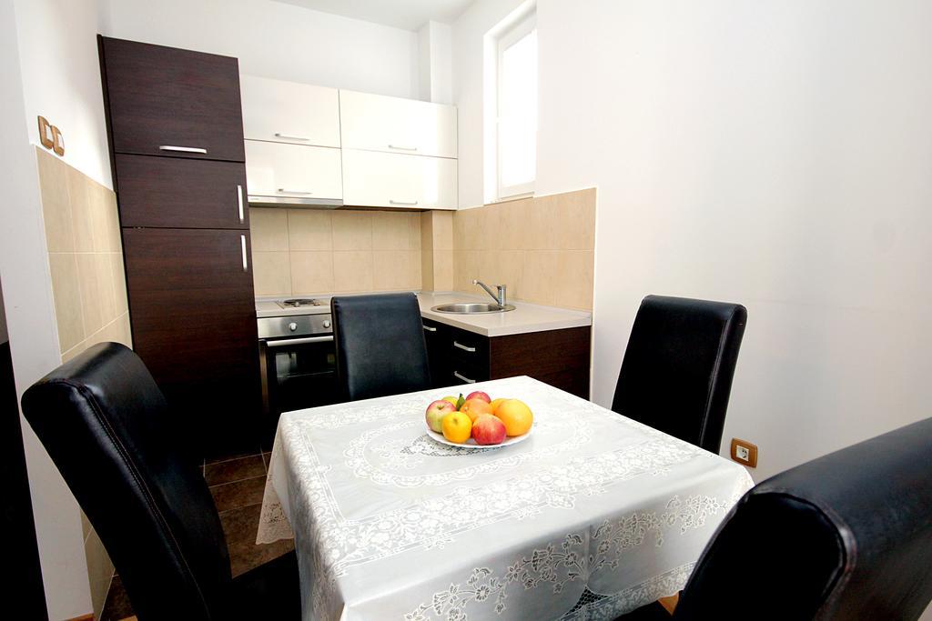 Petrovac Apartments Draskovic Mirista מראה חיצוני תמונה